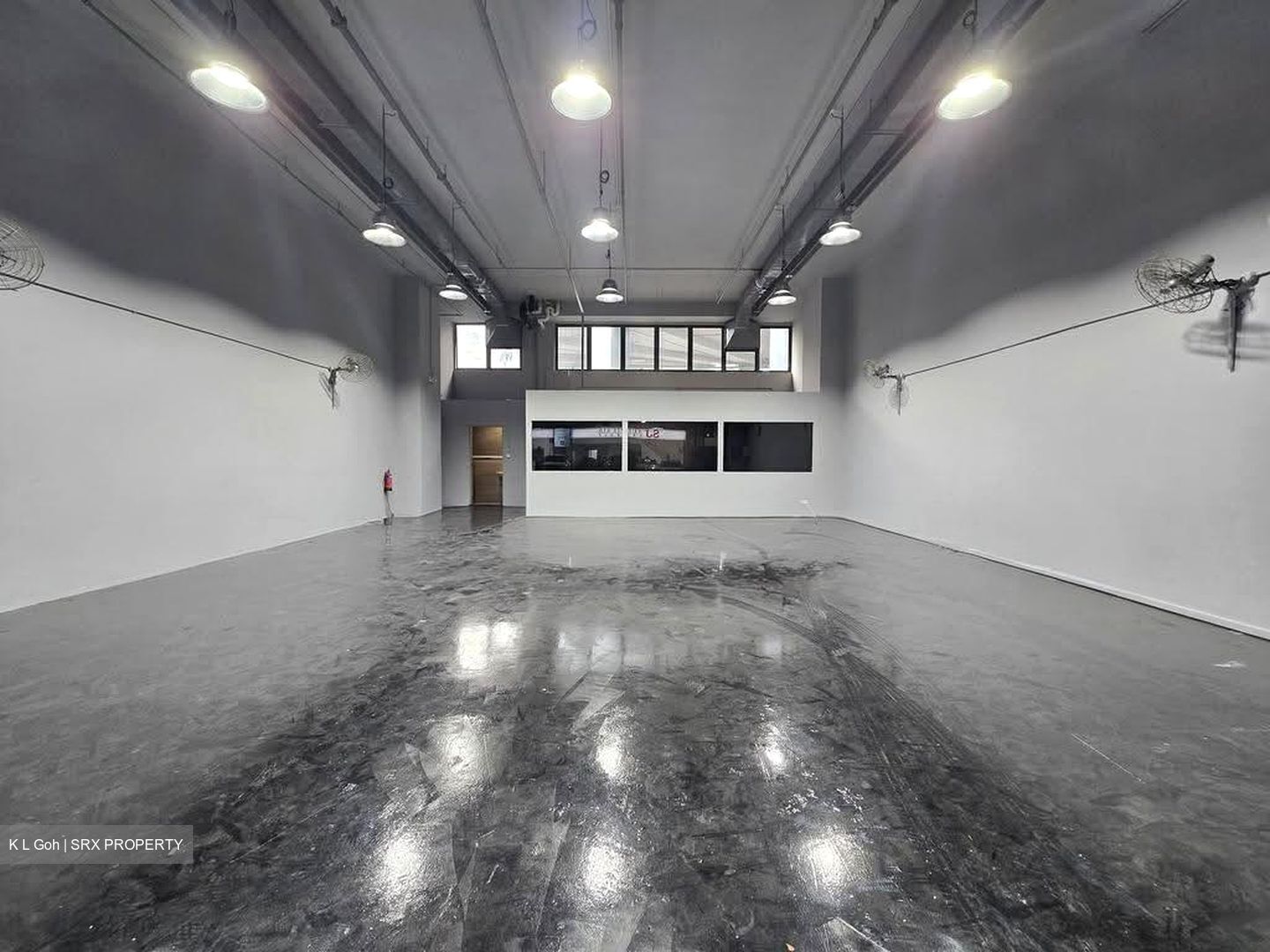 Carros Centre (D25), Factory #610989021